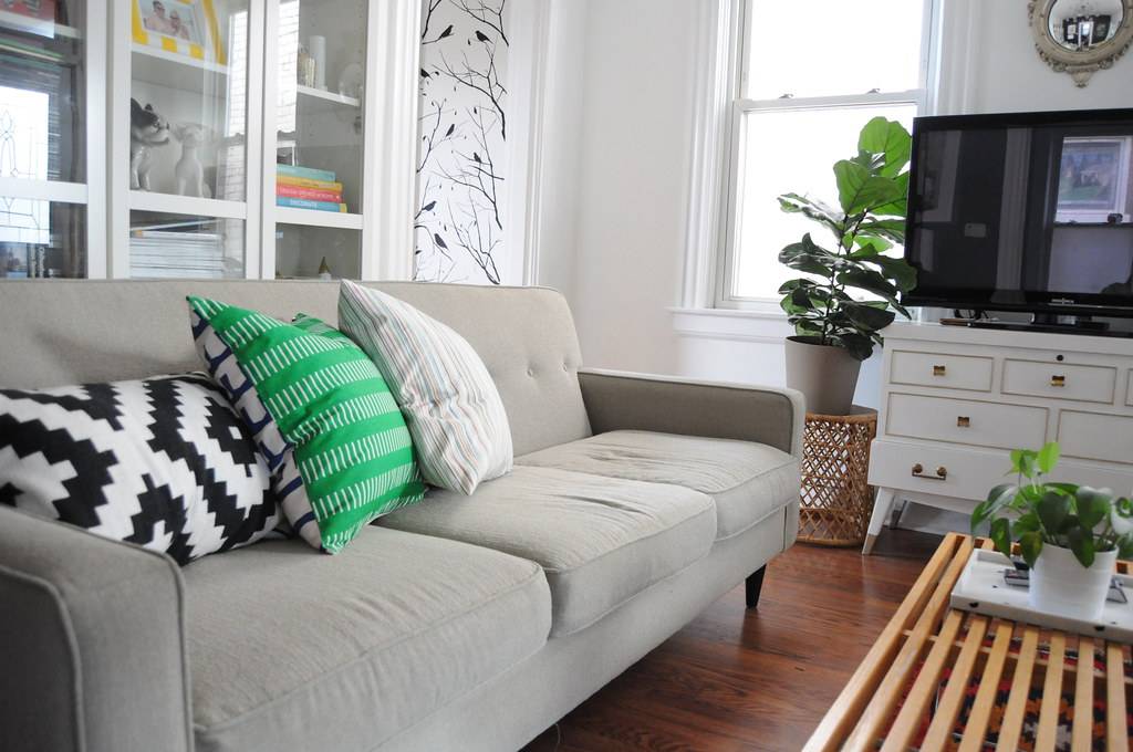 White, Green and Red Living Room